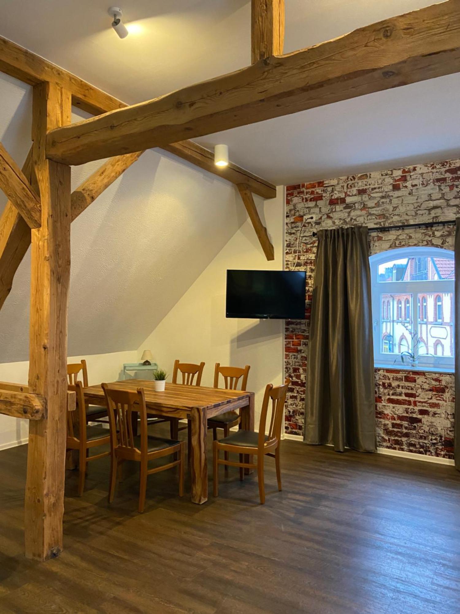 Zur Sonne "Gasthaus-Bar-Events" Poppenhausen Eksteriør billede
